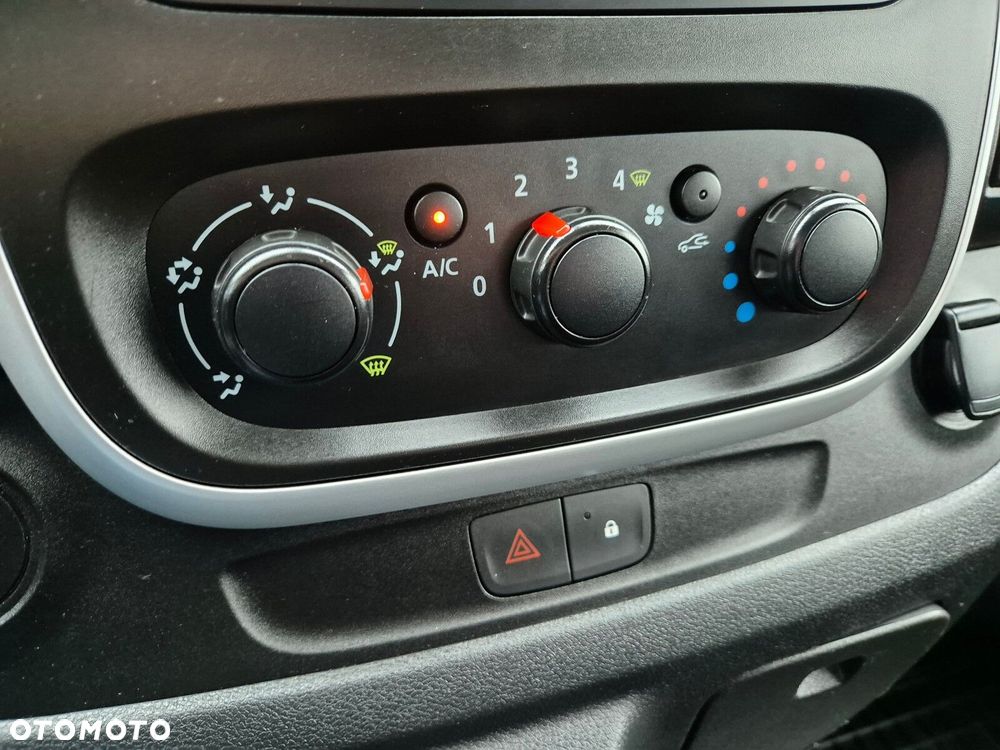 Renault Trafic Long *59999zł NETTO* Brygadówka 6 osób 1,6dCi/120KM - 23