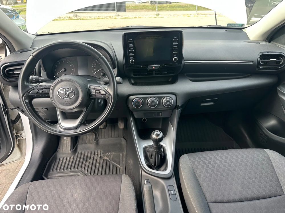 Toyota Yaris - 14