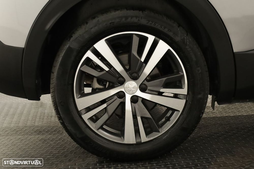 Peugeot 3008 1.6 Hybrid Allure Pack e-EAT8 - 5