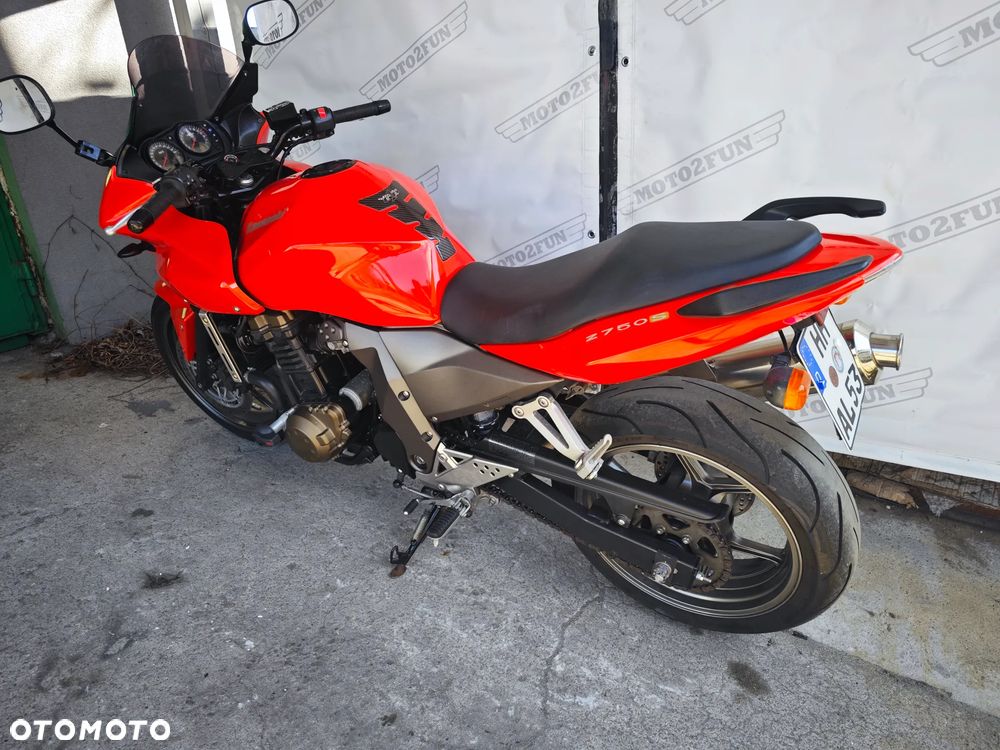 Kawasaki Z - 6