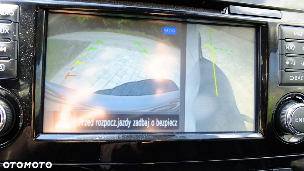 Nissan Qashqai 1.2 DIG-T N-Connecta EU6 - 26