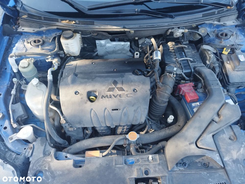 Mitsubishi Lancer 1.8 Invite CVT - 6