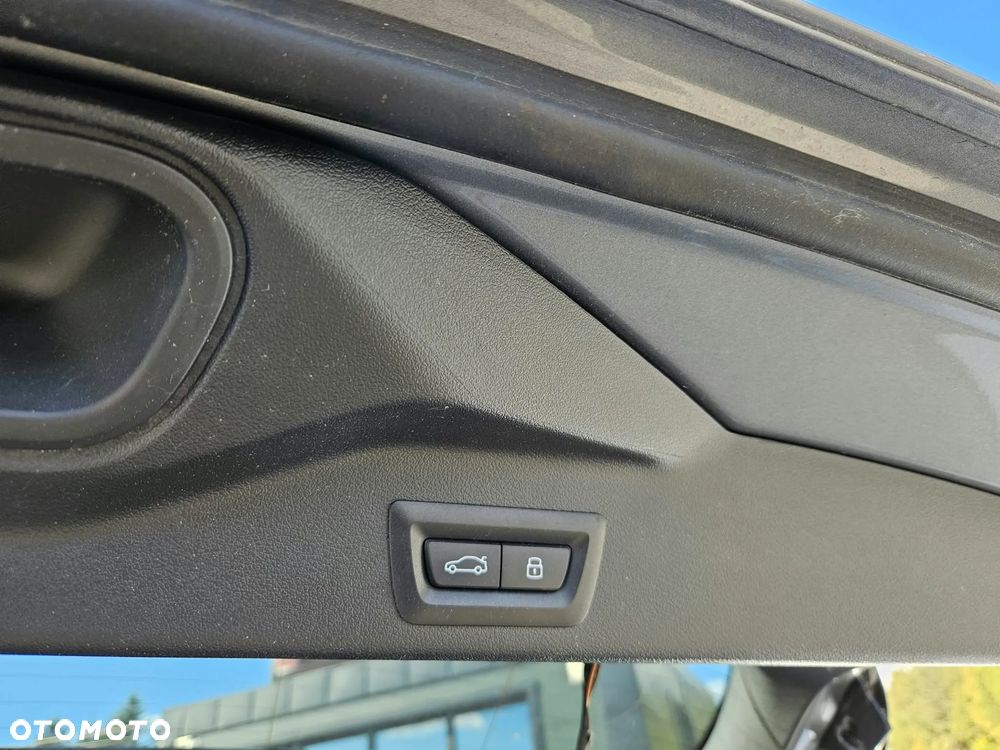 BMW X5 xDrive50e PHEV Individual Edition sport - 35