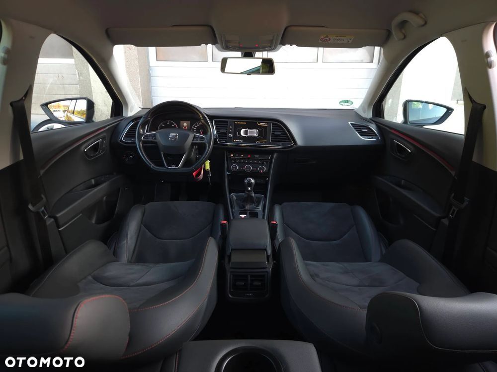 Seat Leon 2.0 TDI DPF FR Black Matt Edition - 32