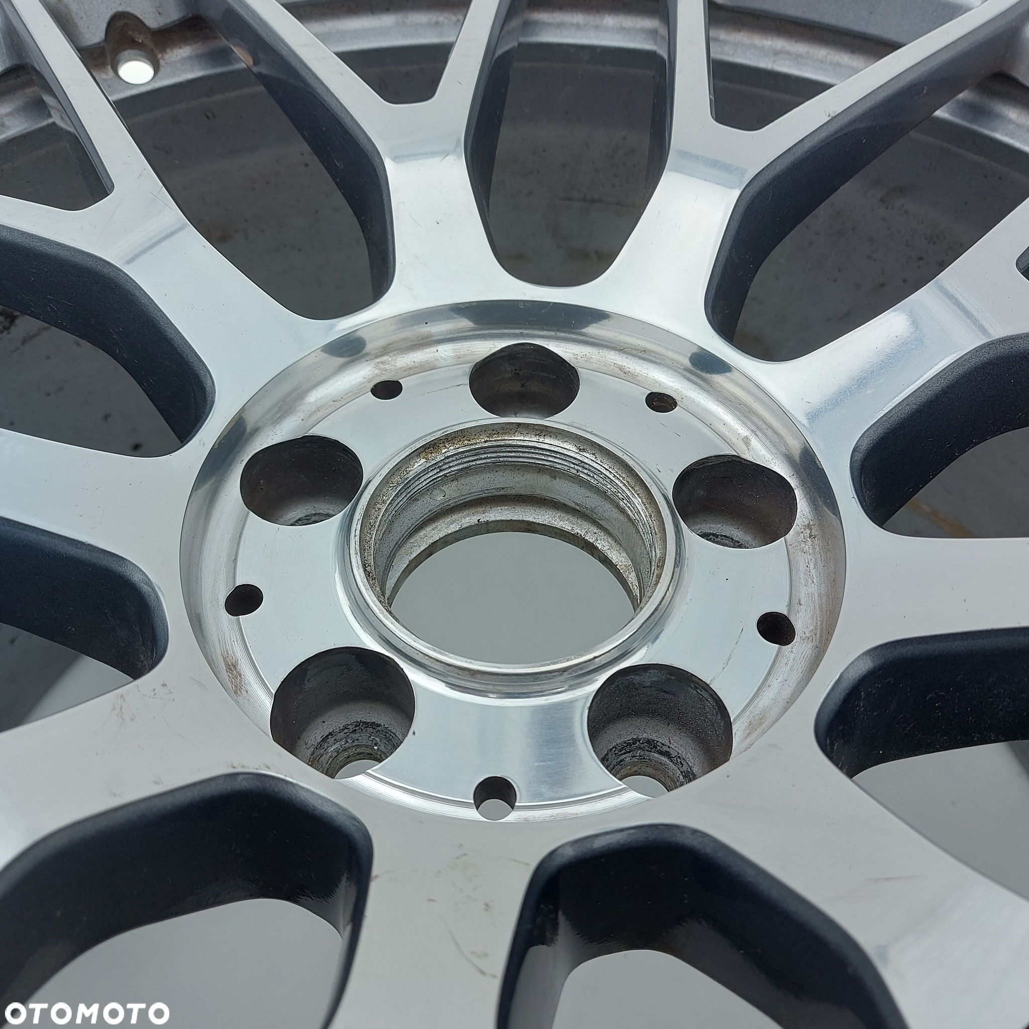 FELGA ALUMINIOWA 20 AMG MERCEDES 1904010800 ORYGINAL DEMONTAZ 11JX20 H2 ET68 - 9