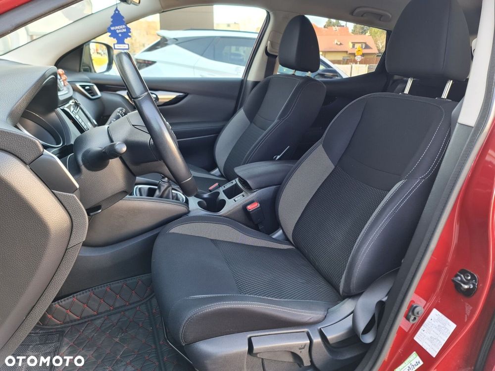 Nissan Qashqai - 12