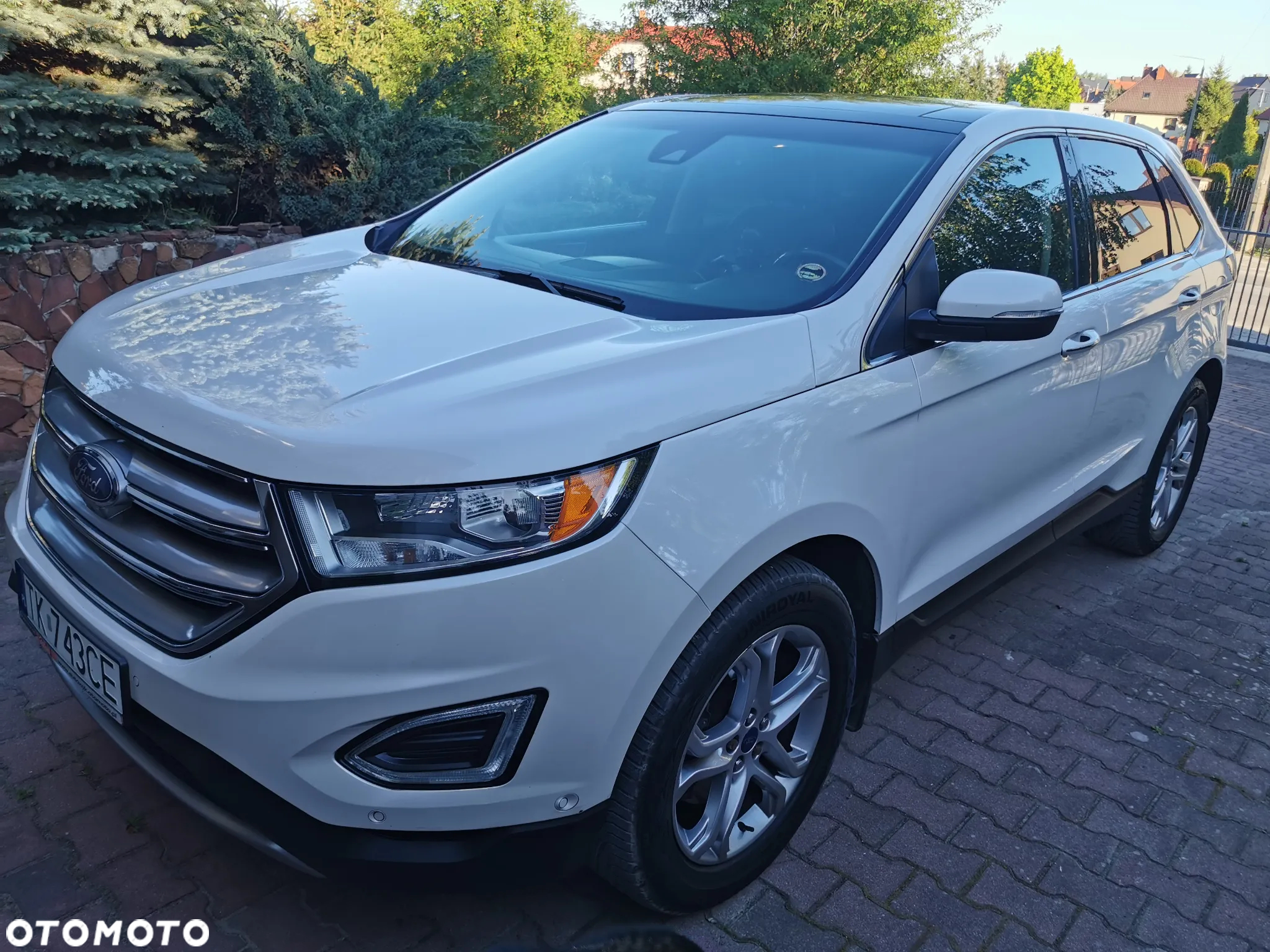 Ford Edge - 2