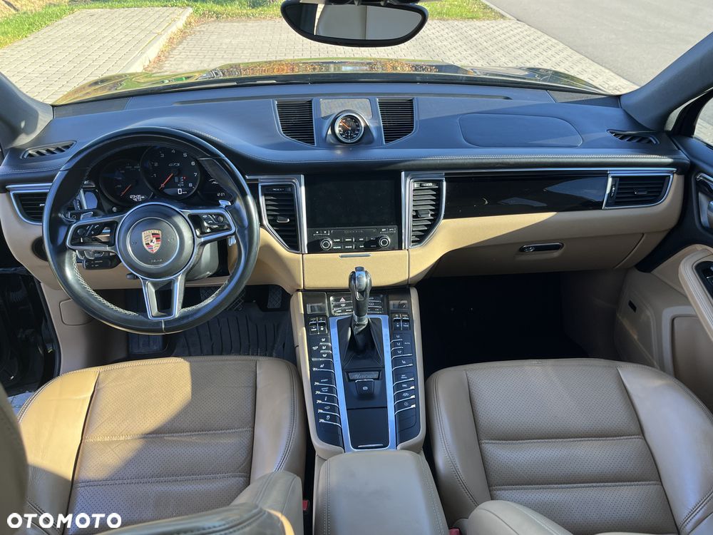 Porsche Macan - 14