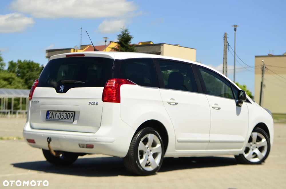 Peugeot 5008 HDI FAP 150 Allure - 10