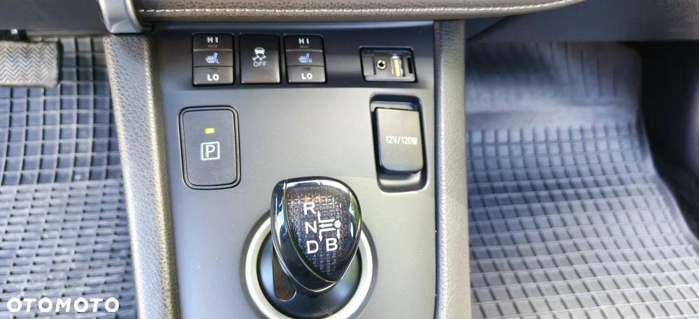 Toyota Auris 1.8 VVT-i Automatik Edition S+ - 20