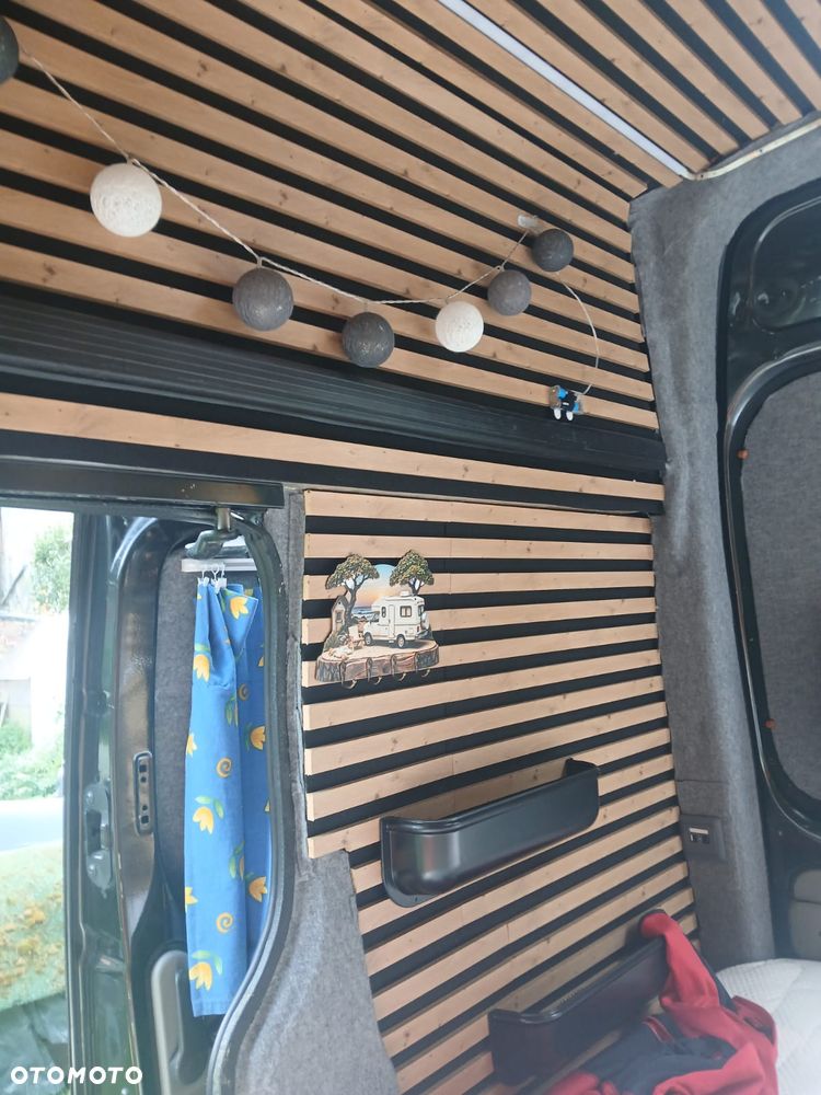 Opel Vivaro - 23