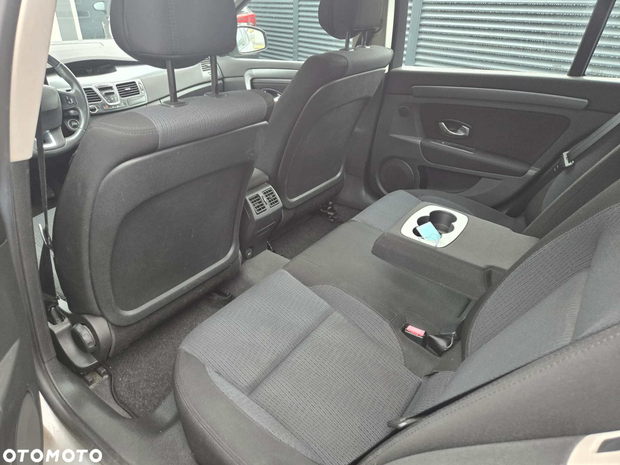 Renault Laguna 1.5 dCi Authentique - 9