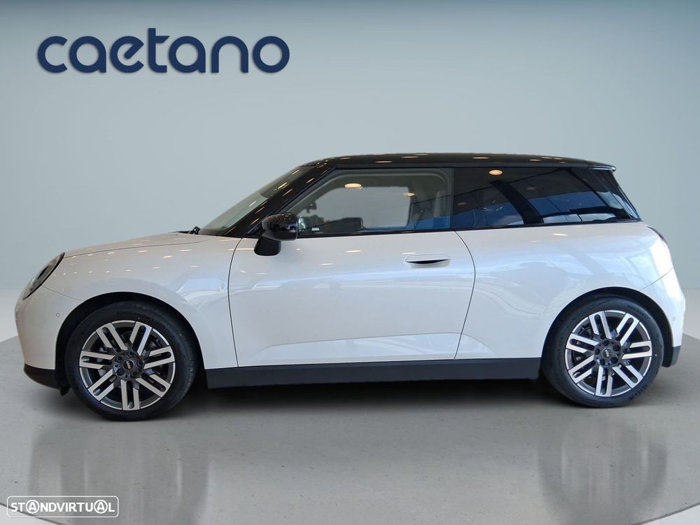 MINI 3 Portas Cooper SE Classic M - 5