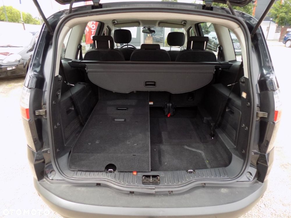 Ford S-Max - 10