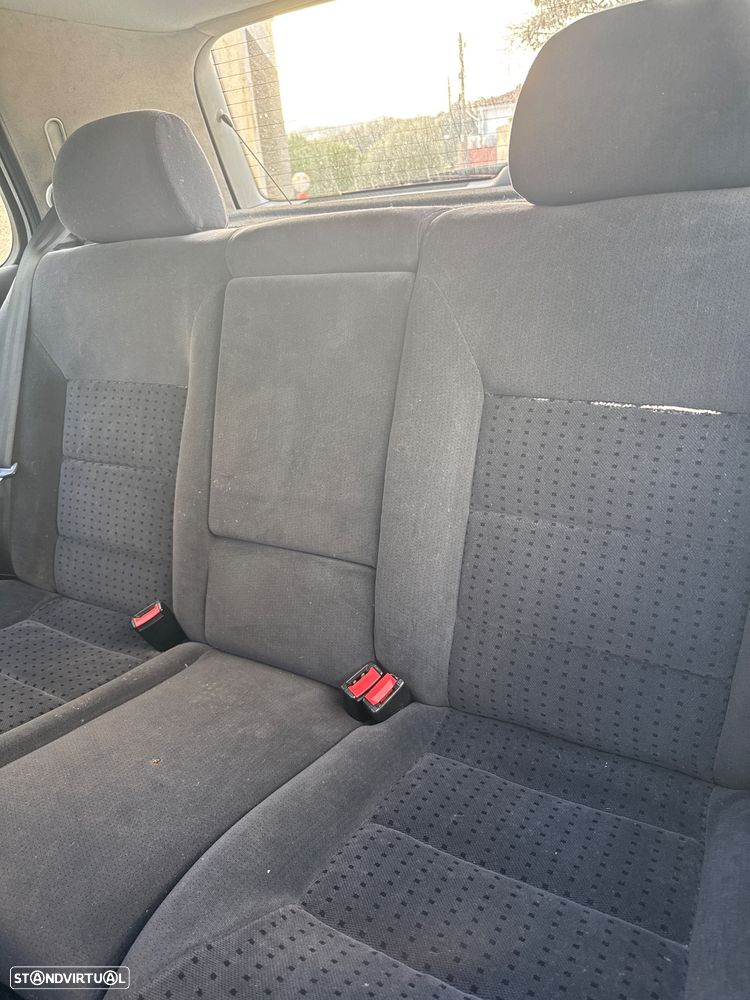 VW Golf 1.4i Confortline JE - 11