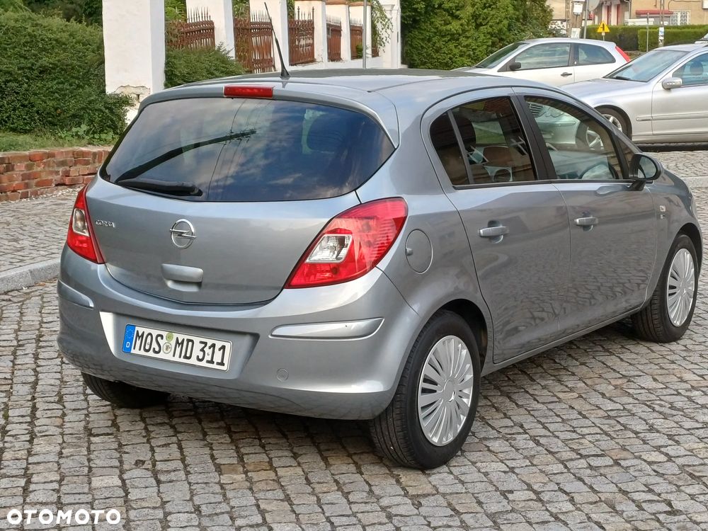 Opel Corsa 1.2 16V Edition 150 - 3