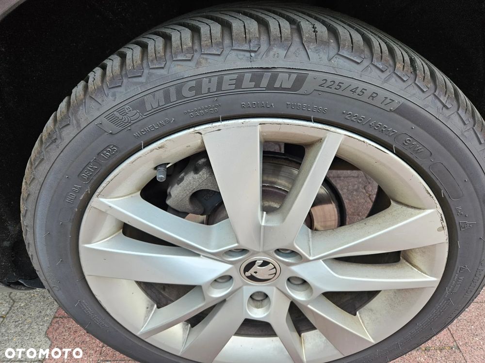 Skoda Octavia 1.5 TSI ACT Style DSG - 9