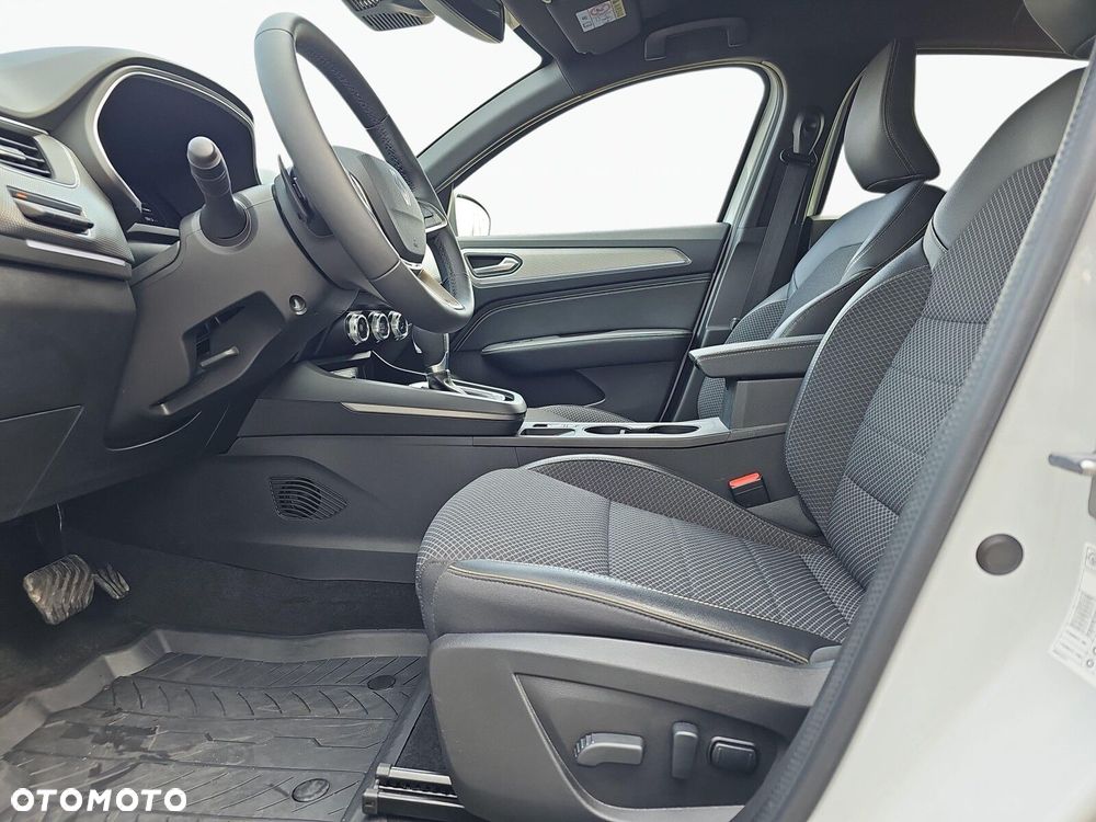 Renault Arkana TCe Mild Hybrid 140 EDC Techno - 30