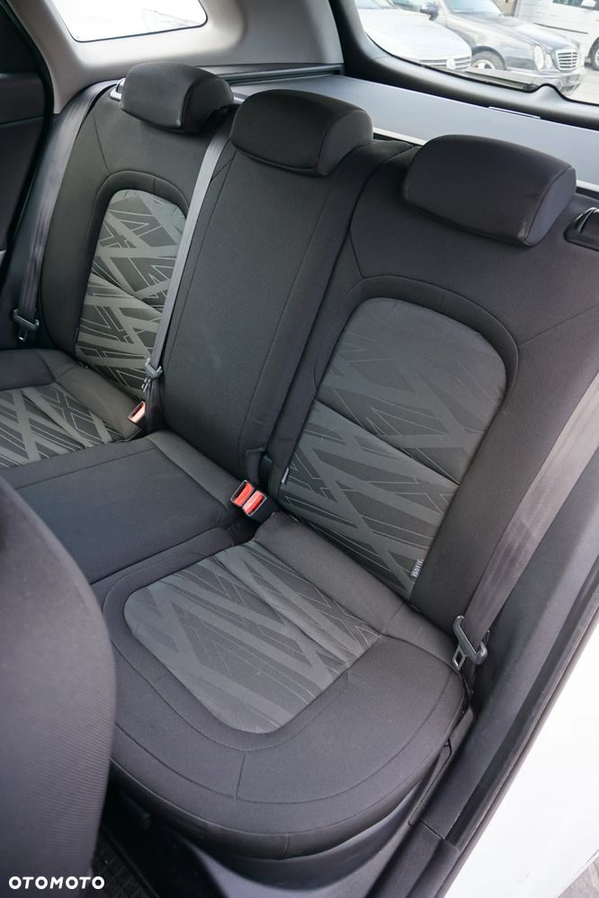 Kia Ceed 1.6 GDI M - 20