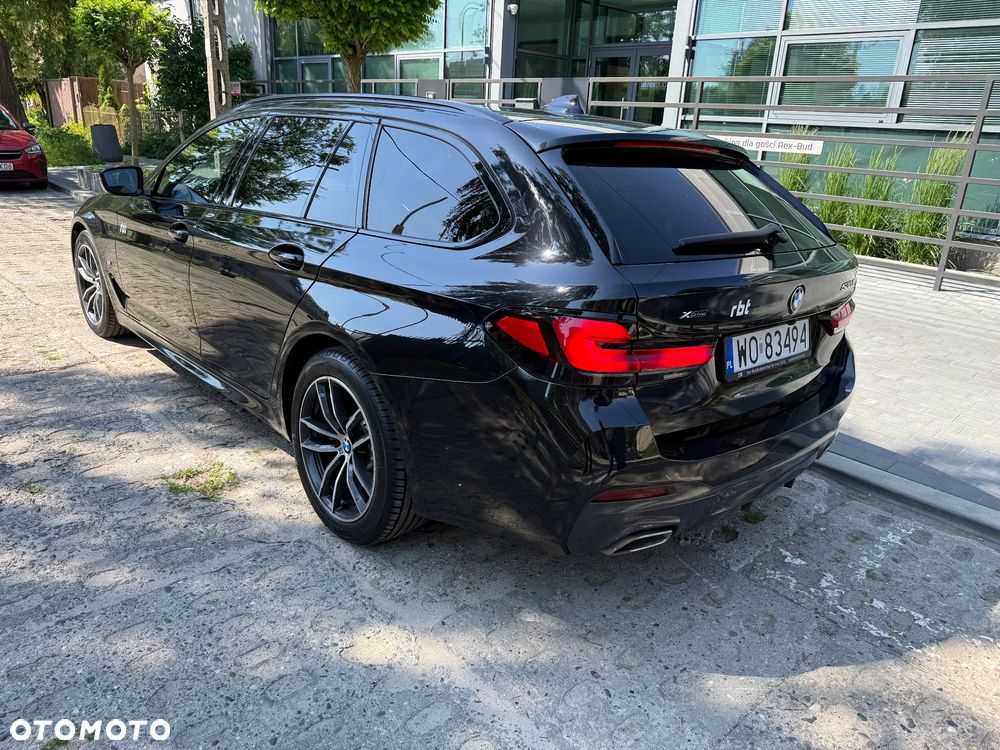 BMW Seria 5 520d xDrive mHEV - 3