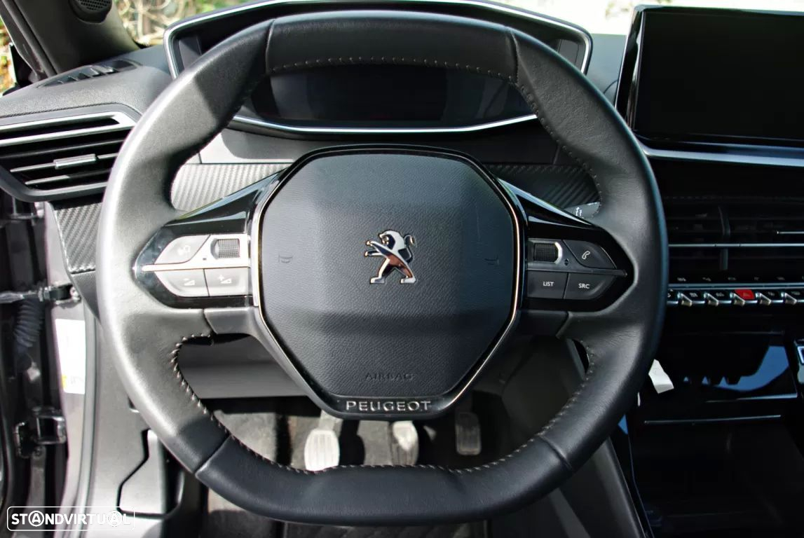 Peugeot 2008 1.2 PureTech Allure - 27