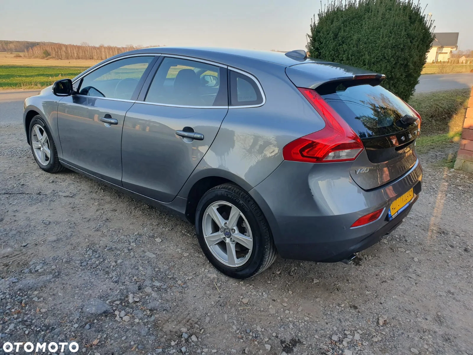 Volvo V40 D4 Drive-E Momentum - 12