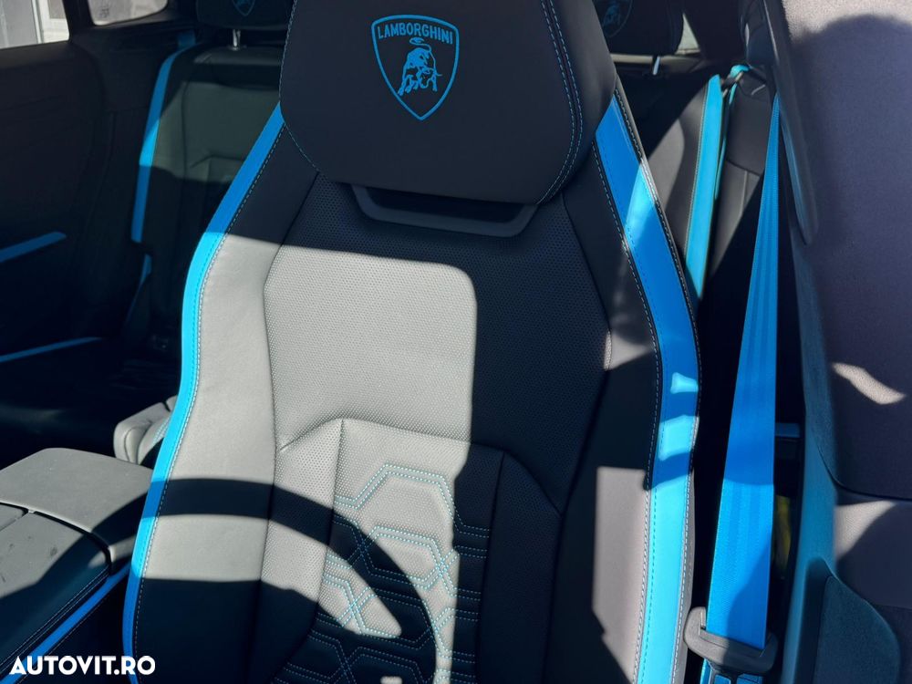 Lamborghini URUS - 10