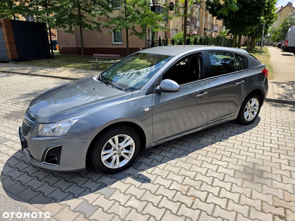 Chevrolet Cruze - 1