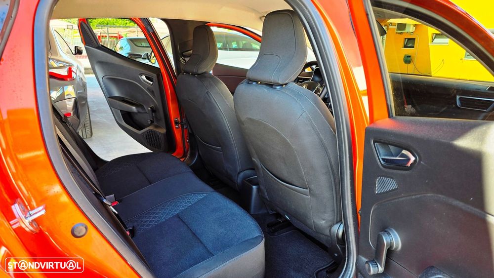 Renault Clio 1.0 TCe Exclusive - 8