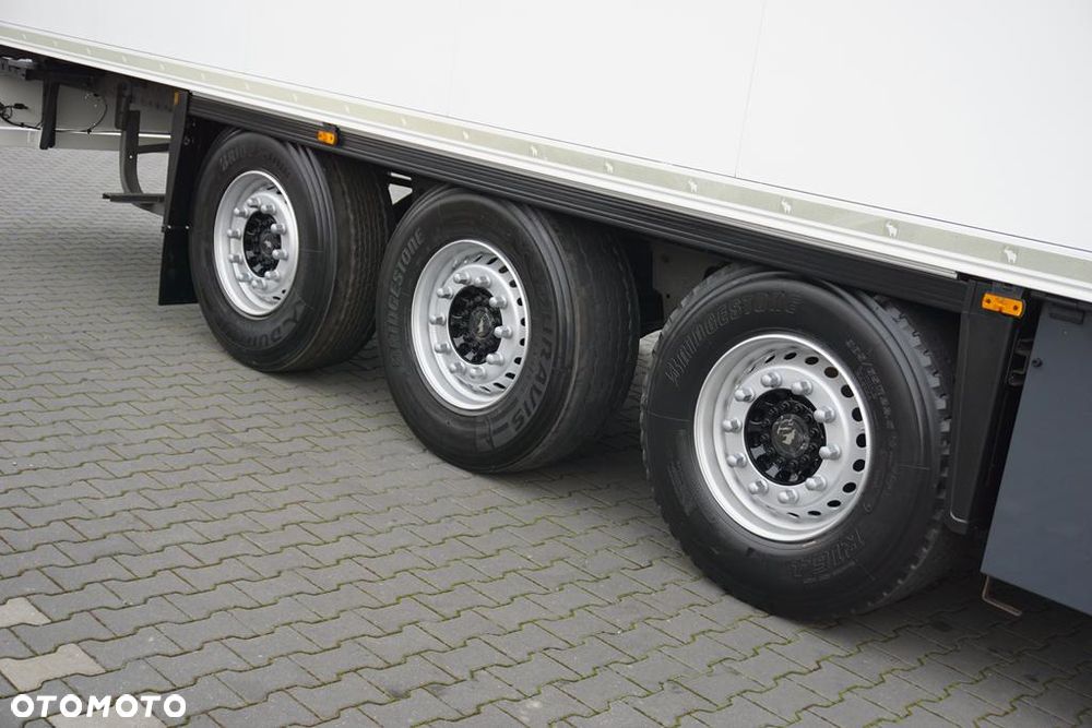 Schmitz Cargobull / CHŁODNIA / CARRIER VECTOR 1350 / OŚ PODNOSZONA - 9