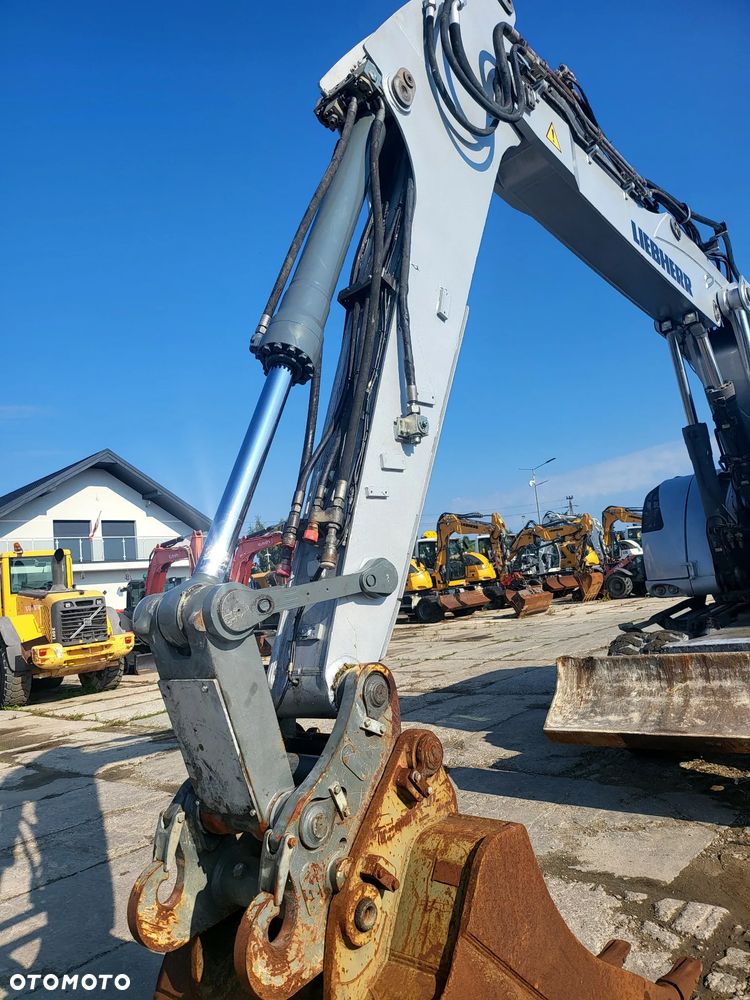 Liebherr A920 - 13