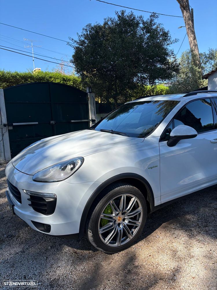 Porsche Cayenne S - 3