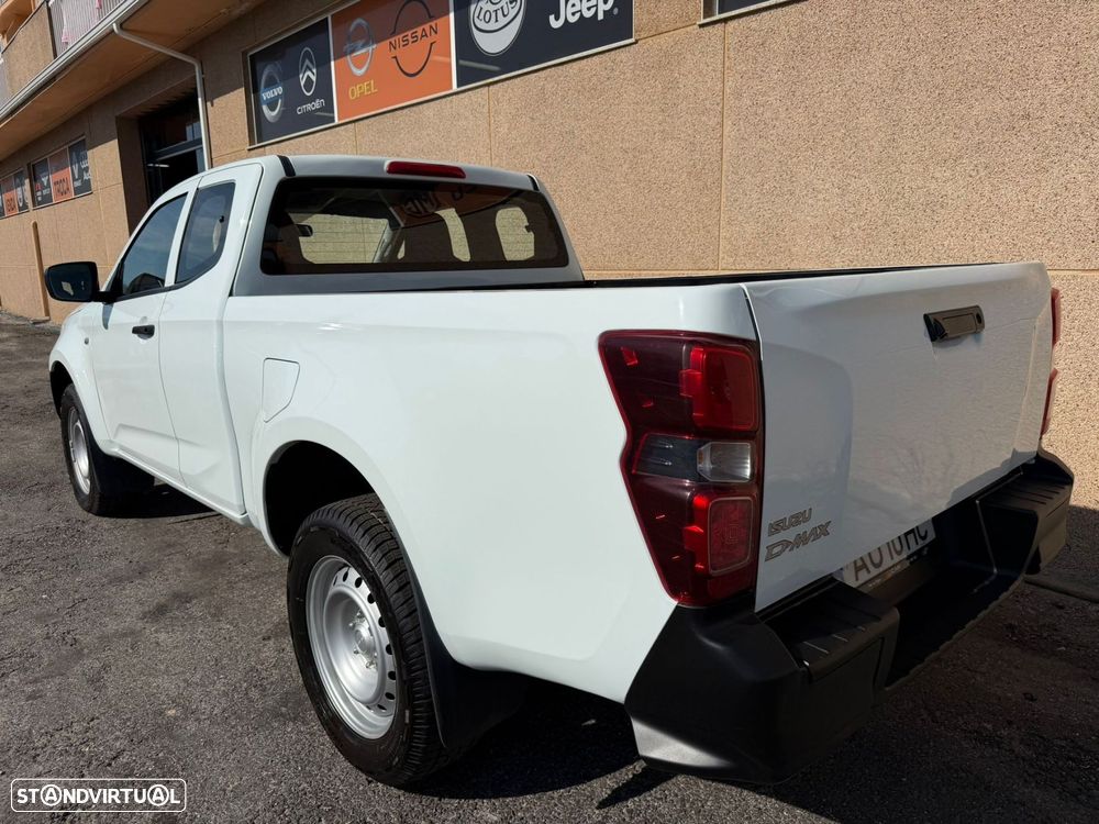 Isuzu D-Max - 8