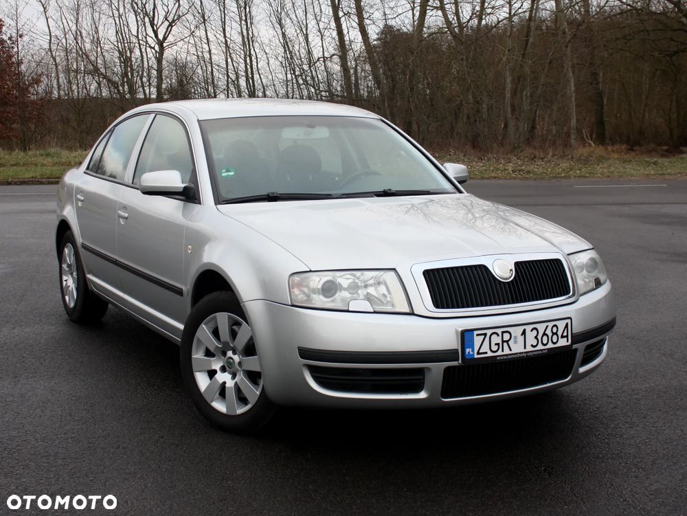 Skoda Superb 2.8 V6 Classic - 3