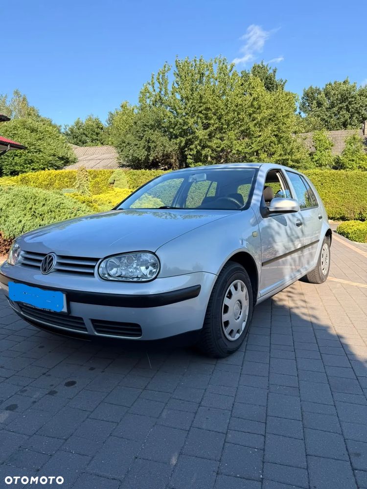 Volkswagen Golf 1.6 - 2