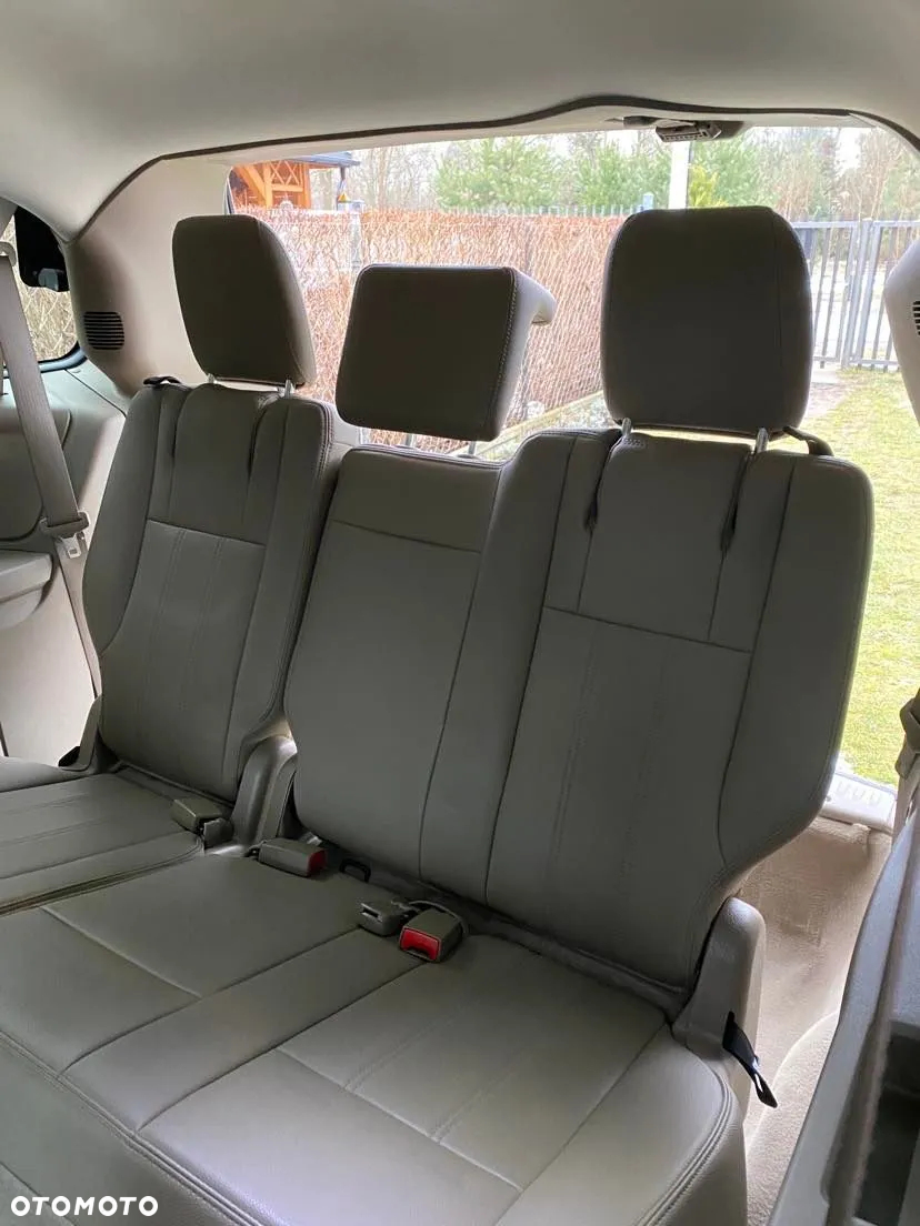 Chrysler Town & Country 3.6 Touring - 10