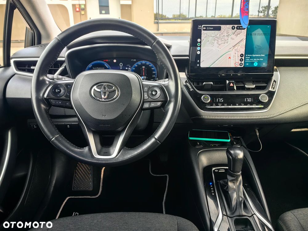Toyota Corolla 1.8 Hybrid Comfort - 18
