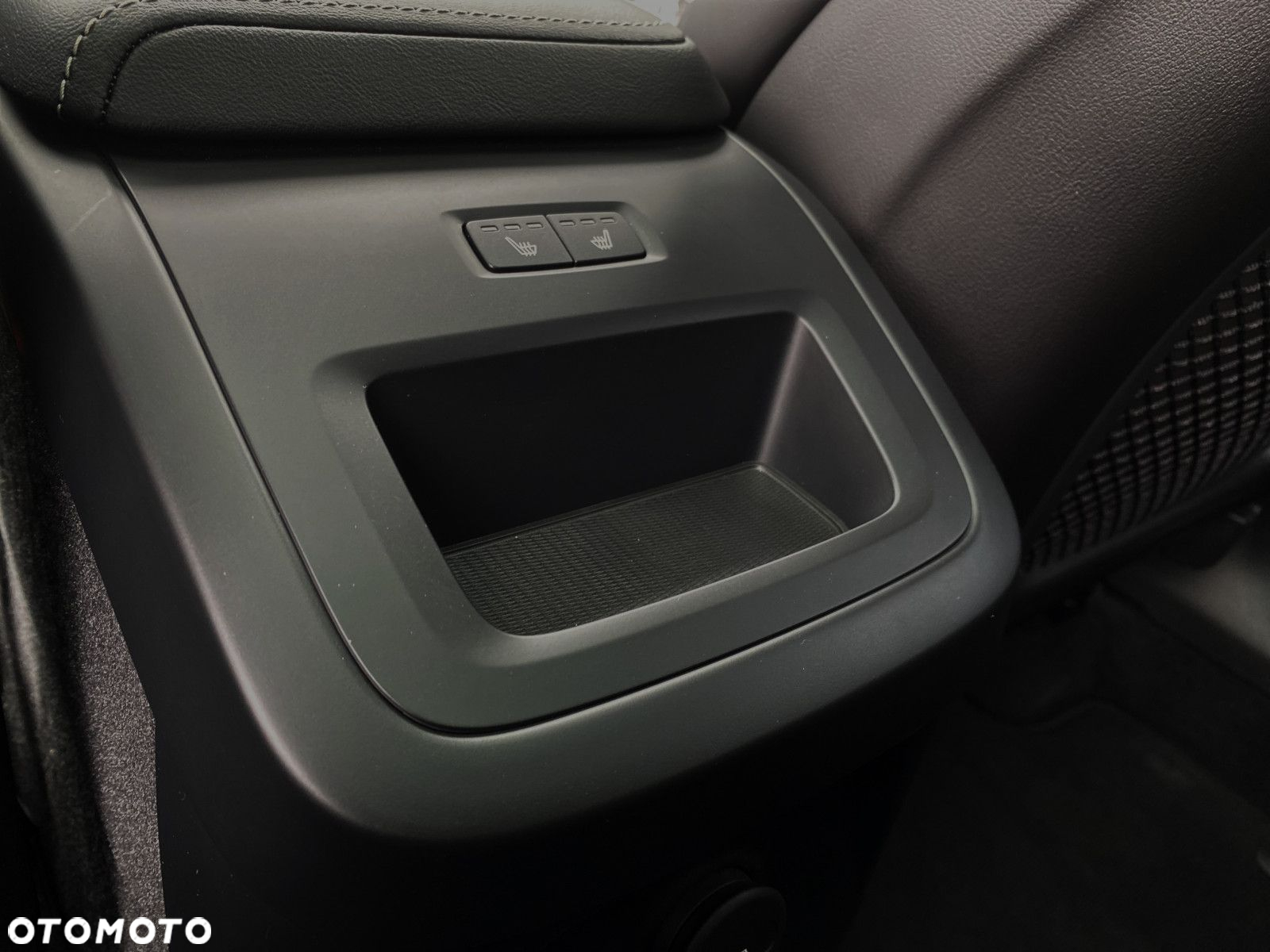 Volvo XC 60 - 25