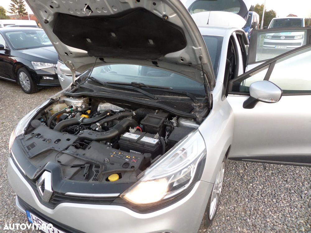 Renault Clio - 23