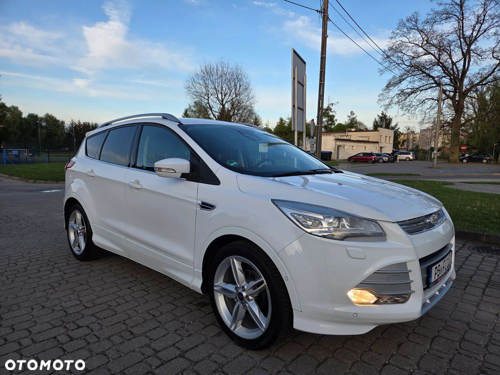 Ford Kuga 1.6 EcoBoost 2x4 Titanium - 9
