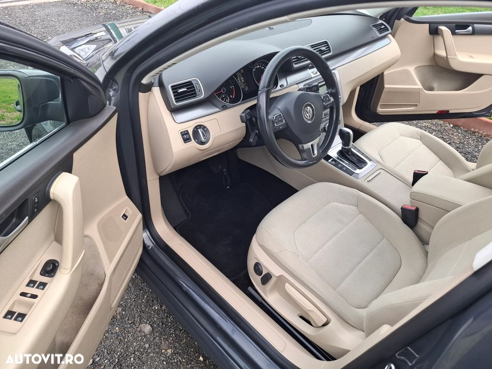Volkswagen Passat Variant 2.0 Blue TDI DSG SCR Exclusive - 5