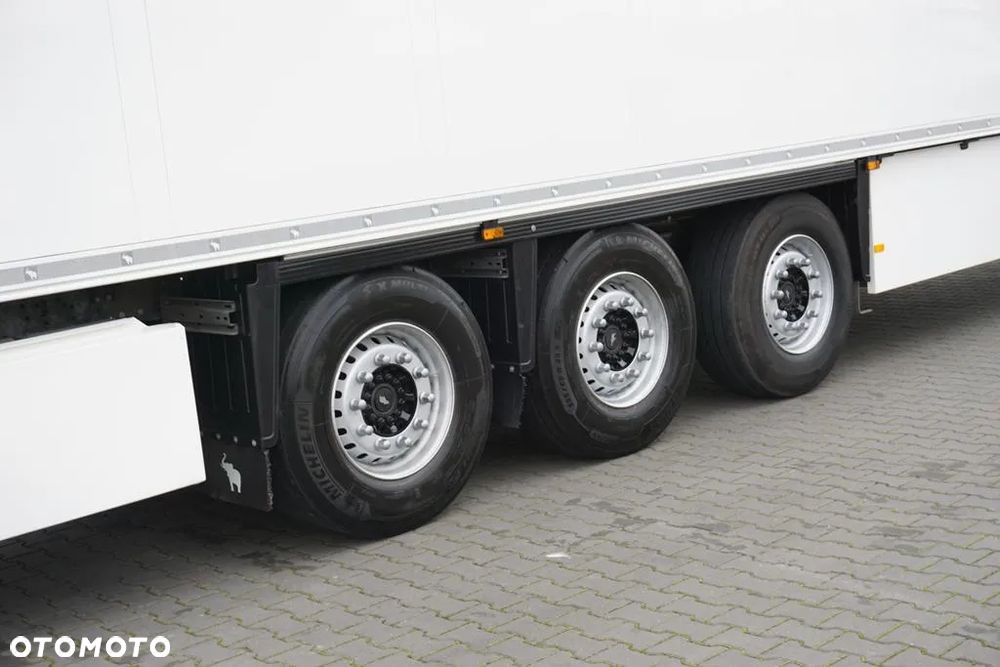 Schmitz Cargobull CHŁODNIA / CARRIER 1950 / MULTITEMPERATURA / OŚ PODNOSZONA - 8