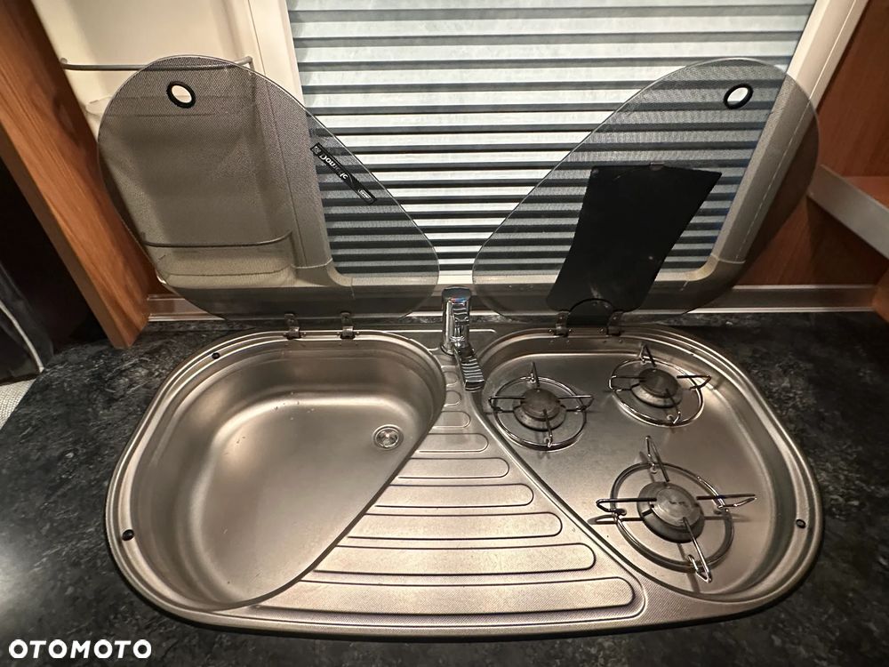 Burstner 460 TS BELCANTO z przedsionkiem Isabella i napędem !!! - 22