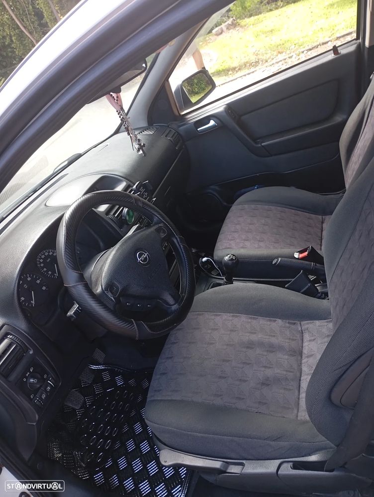 Opel Astra 1.7 DTi Club - 4
