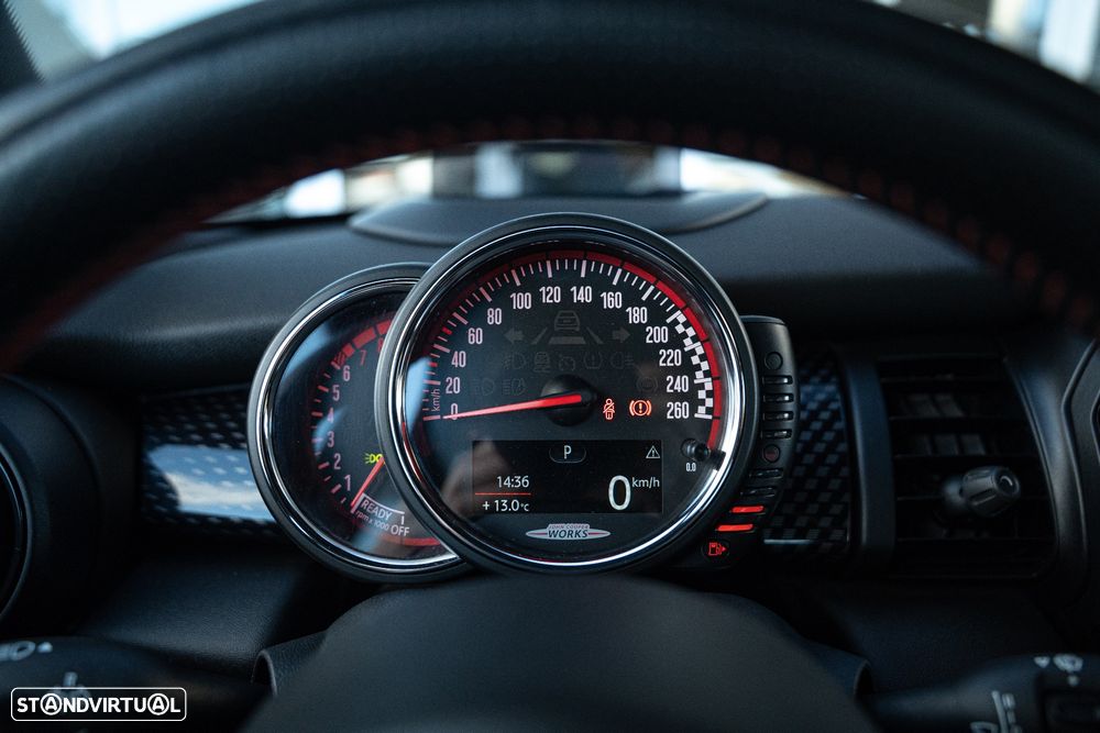 MINI 3 Portas John Cooper Works Auto Desportiva - 12