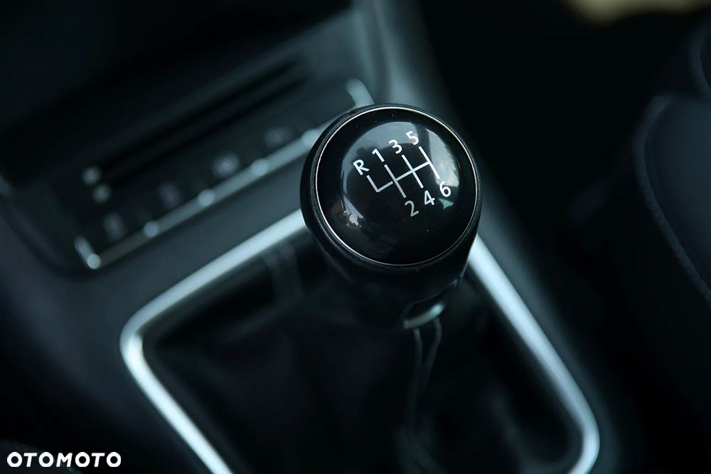 Volkswagen Tiguan 2.0 TDI DPF BlueMotion Technology Cup Sport & Style - 32