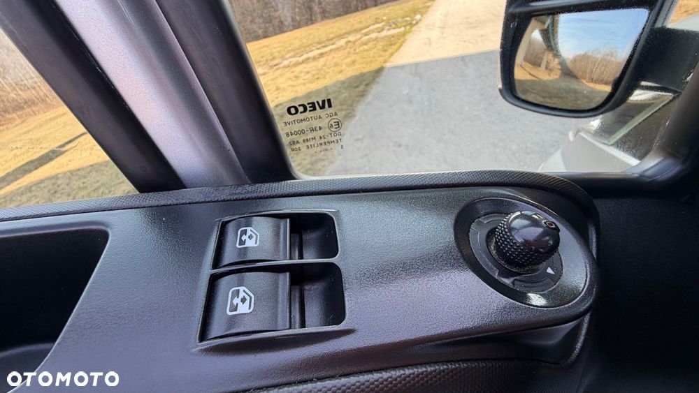 Iveco 35S17 - 19
