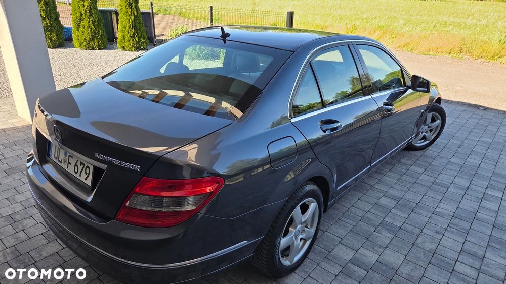 Mercedes-Benz Klasa C - 16