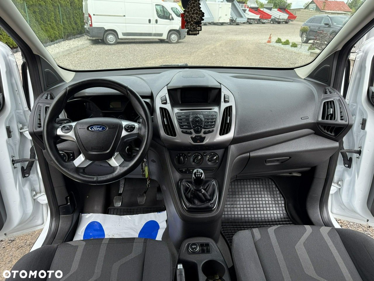 Ford Connect - 11