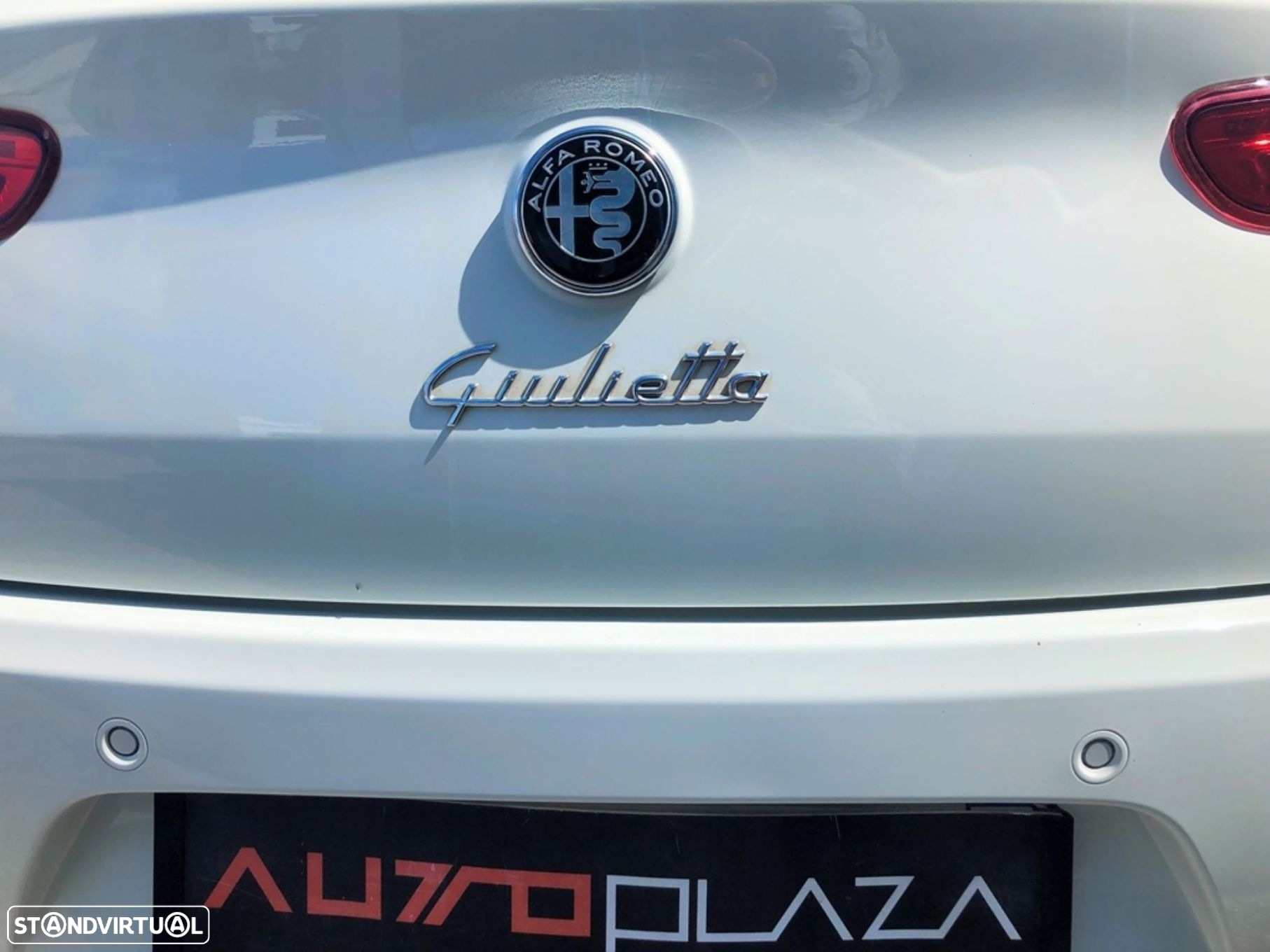 Alfa Romeo Giulietta 1.6 JTDm Exclusive - 10